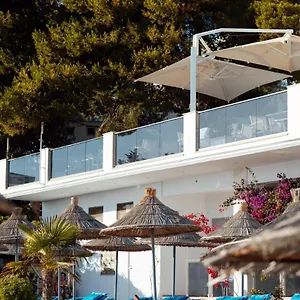 https://jaroal-hotel.albaniahotels.org