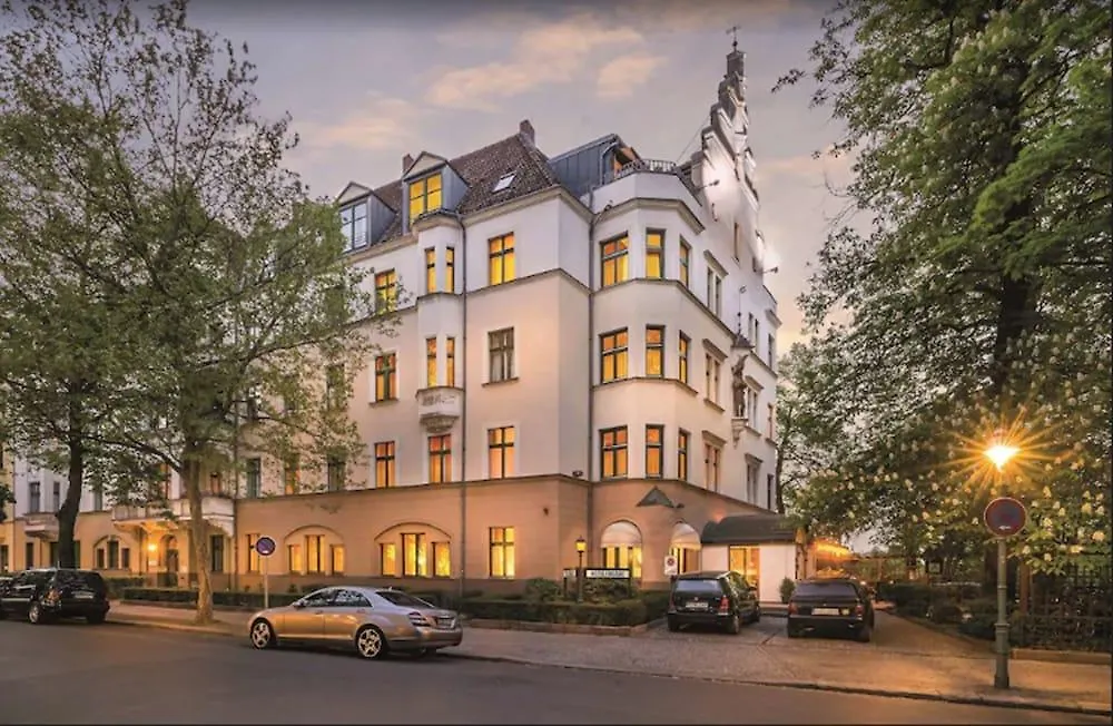 Hotel Kronprinz Berlin 3*,  Germany