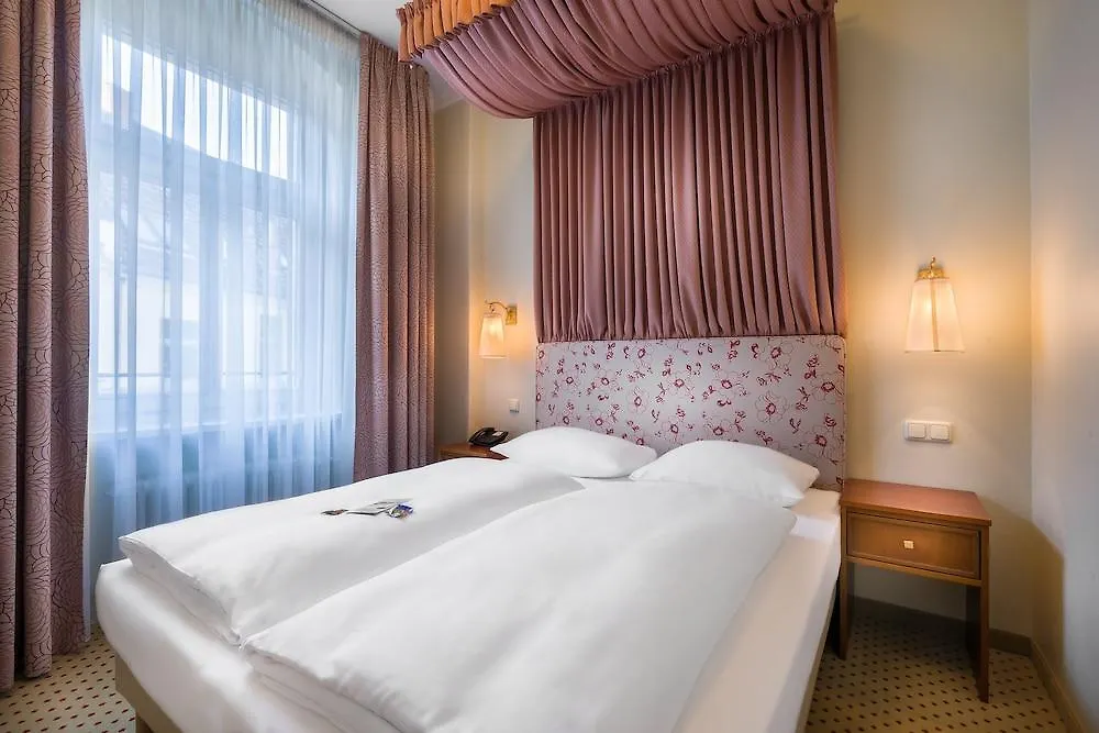 Hotel Kronprinz Berlin 3*,  Germany