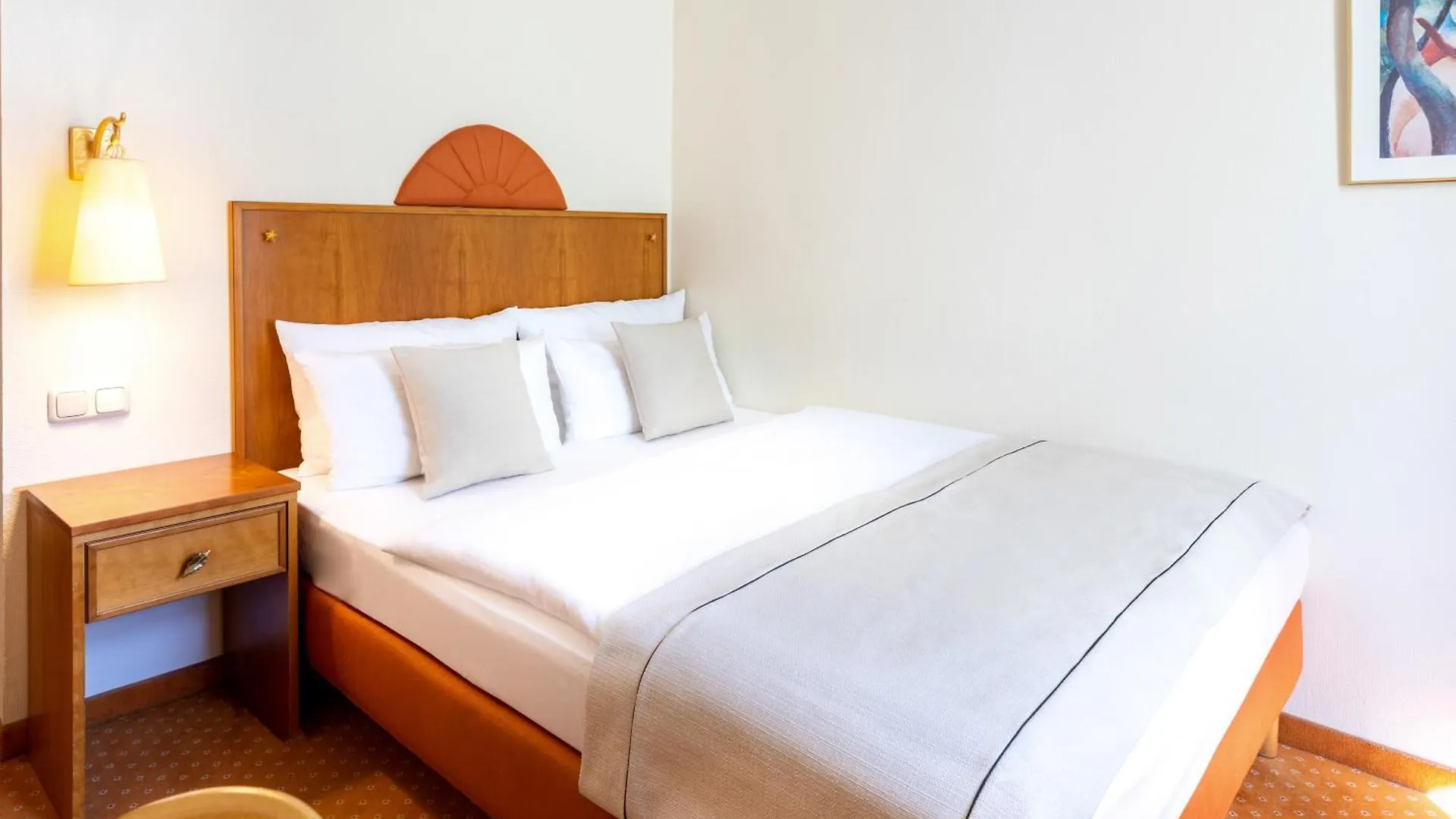 Hotel Kronprinz Berlin Germany
