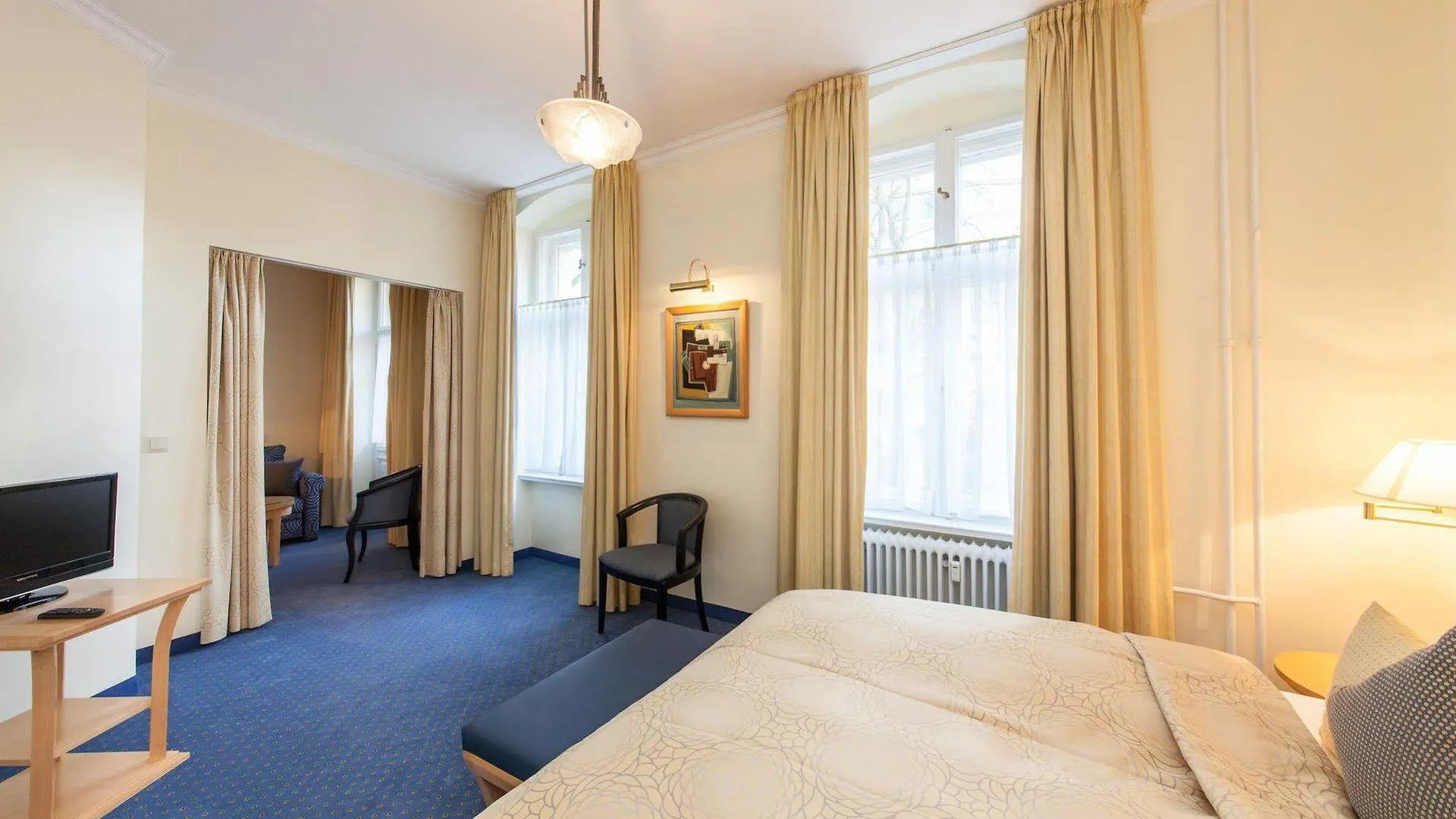 Hotel Kronprinz Berlin 3*,  Germany