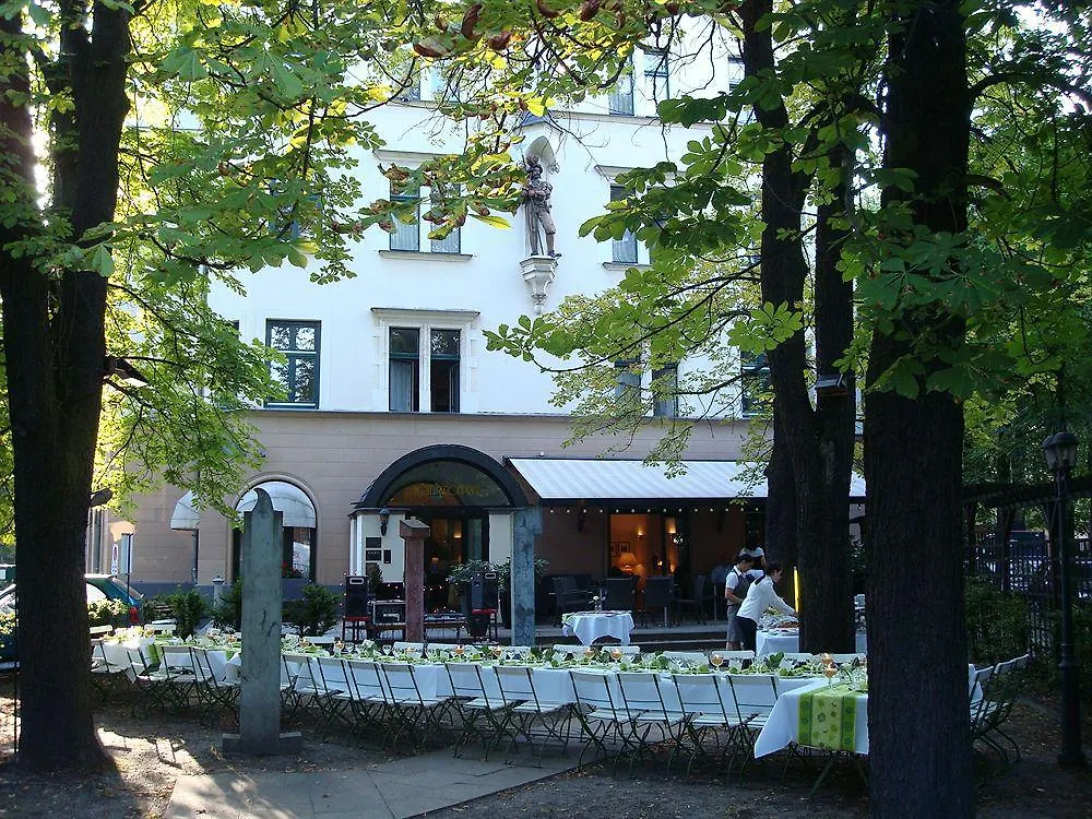 ***  Hotel Kronprinz Berlin Germany